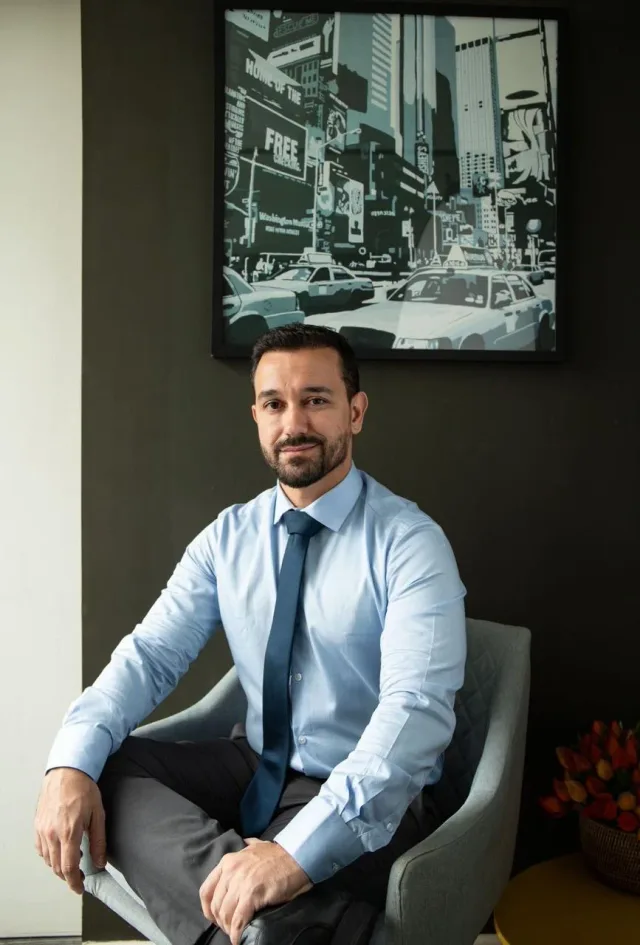 Dr. Jones Weslley Bueno Diniz